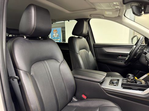 Used 2024 MAZDA CX-90 3.3 Turbo w/ Preferred Plus image 12