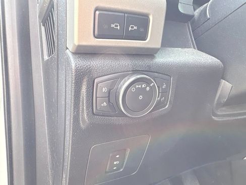 Used 2016 Ford F150 Lariat w/ Equipment Group 502A Luxury AWD/4WD image 20