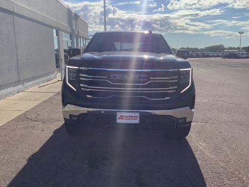 Used 2024 GMC Sierra 1500 SLT w/ SLT Premium Plus Package AWD/4WD image 2