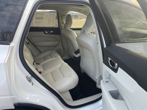 New 2026 Volvo XC60 B5 Ultra w/ Protection Package Premier AWD/4WD image 7
