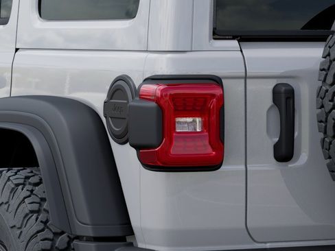 New 2026 Jeep Wrangler Unlimited Rubicon 392 w/ Quick Order Package 27X Moab AWD/4WD image 5