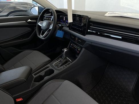 New 2025 Volkswagen Jetta SE image 27