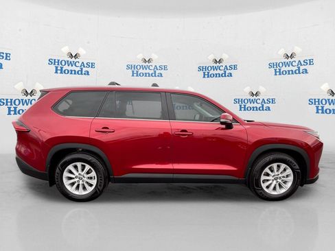 Used 2025 Toyota Grand Highlander FWD image 9