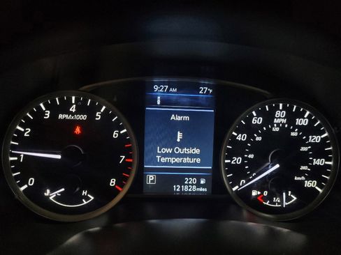 Used 2019 Nissan Sentra SV image 23