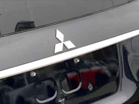 Used 2020 Mitsubishi Eclipse Cross SE image 25