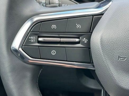 Used 2026 Chevrolet Equinox LT AWD/4WD image 39