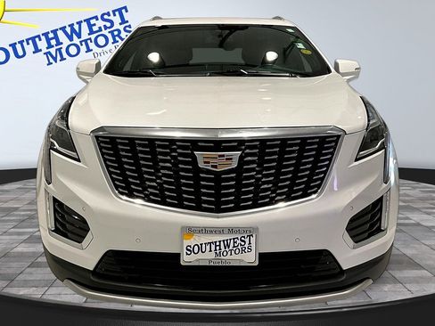 Used 2023 Cadillac XT5 Premium Luxury FWD image 2