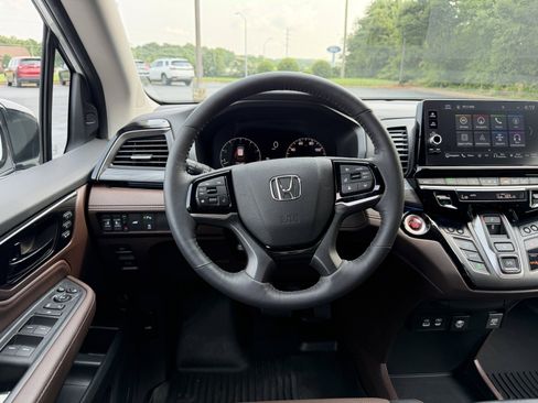 Used 2026 Honda Odyssey Elite image 29