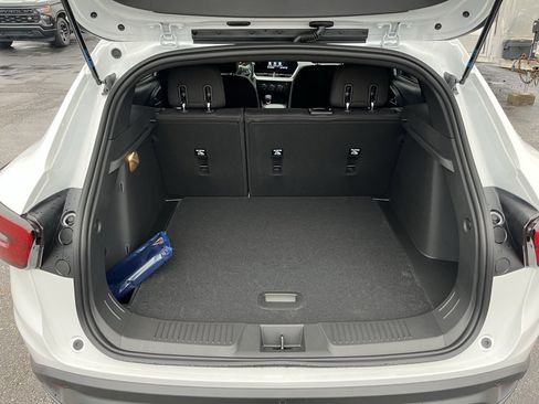 New 2026 Chevrolet Trax RS w/ Sunroof Package image 27