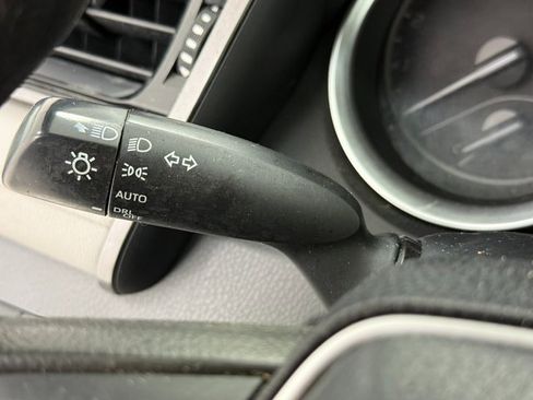 Used 2023 Toyota Camry LE image 12