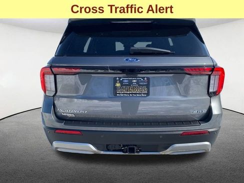 Used 2025 Ford Explorer Platinum image 12