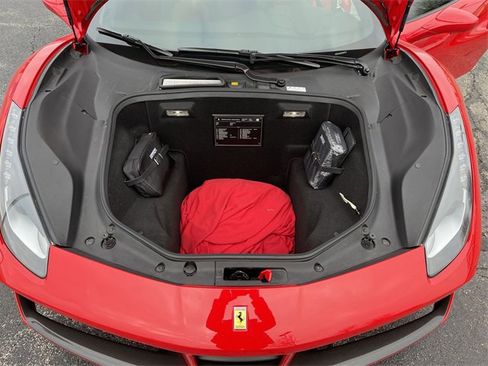 Used 2018 Ferrari 488 GTB image 20