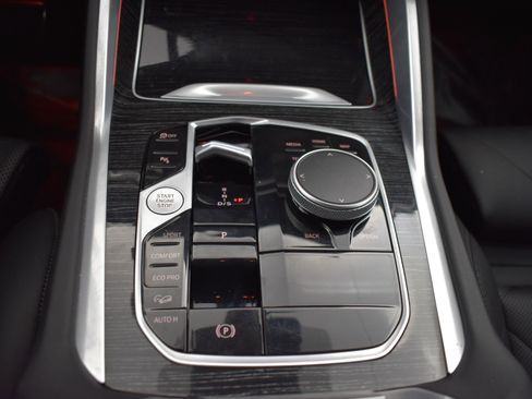 Used 2024 BMW X6 M60i w/ M Sport Professional Package image 12