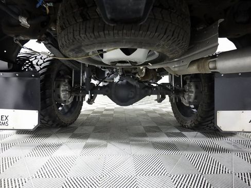 Used 2022 Chevrolet Silverado 3500 High Country w/ LPO, Hitch Package image 8