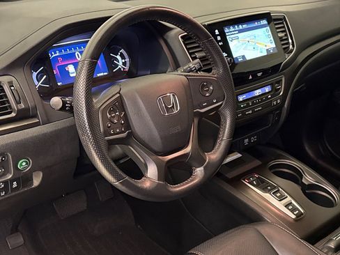 Used 2023 Honda Passport TrailSport image 19