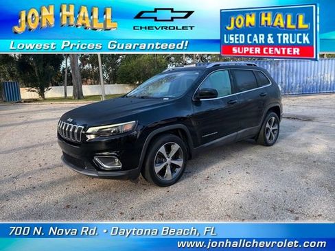 Used 2019 Jeep Cherokee Limited image 2