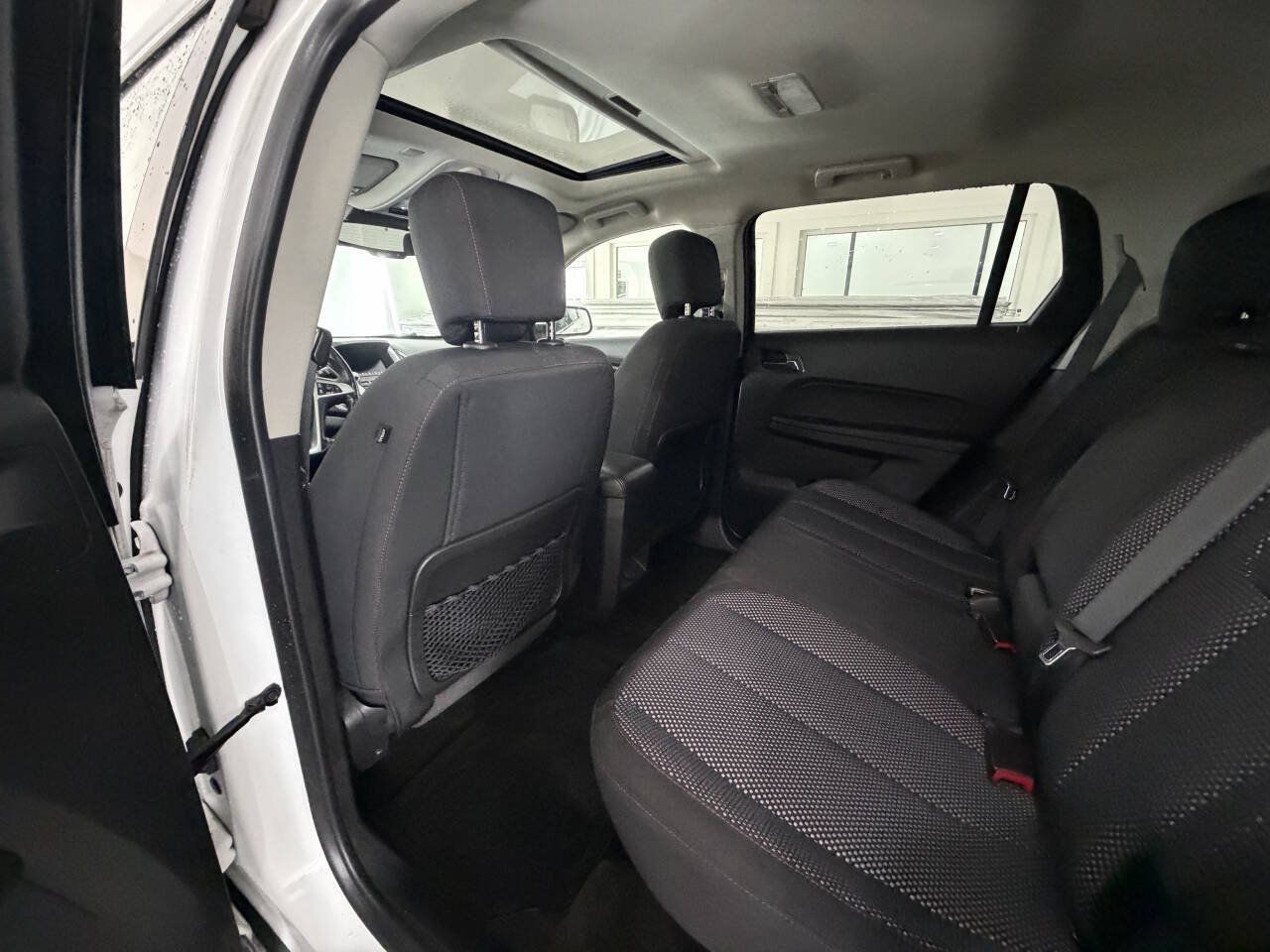 Used 2017 GMC Terrain SLE w/ Convenience Package AWD/4WD image 15