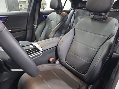 Used 2026 Mercedes-Benz C 300 Sedan image 16