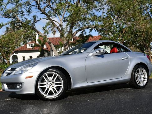 Used 2009 Mercedes-Benz SLK 300 image 23