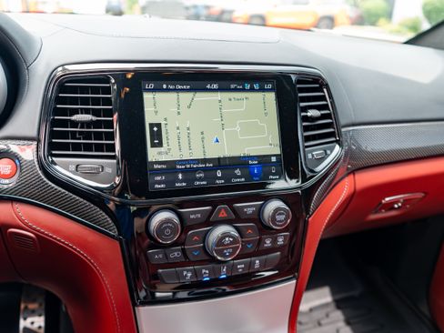 Used 2019 Jeep Grand Cherokee Trackhawk AWD/4WD image 36