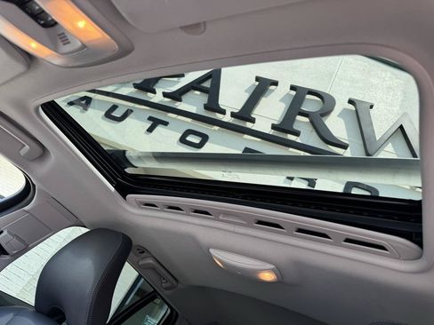 Used 2018 Volvo V60 T5 Cross Country AWD/4WD image 27