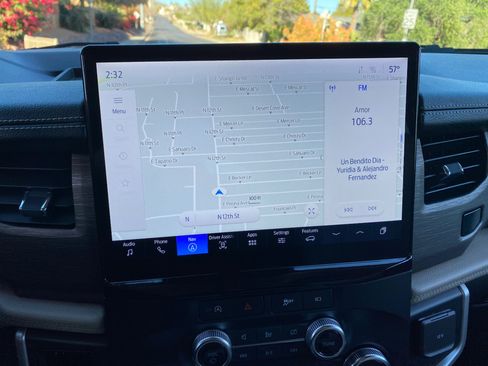 Used 2024 Ford Expedition Limited image 71