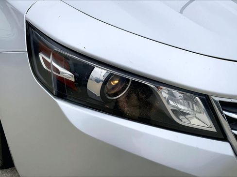 Used 2017 Chevrolet Impala LT image 25