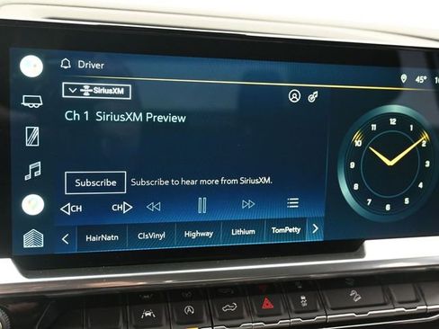 Used 2022 Chevrolet Silverado 1500 RST image 18