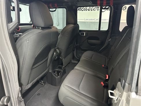 Used 2021 Jeep Wrangler Unlimited Sport image 3