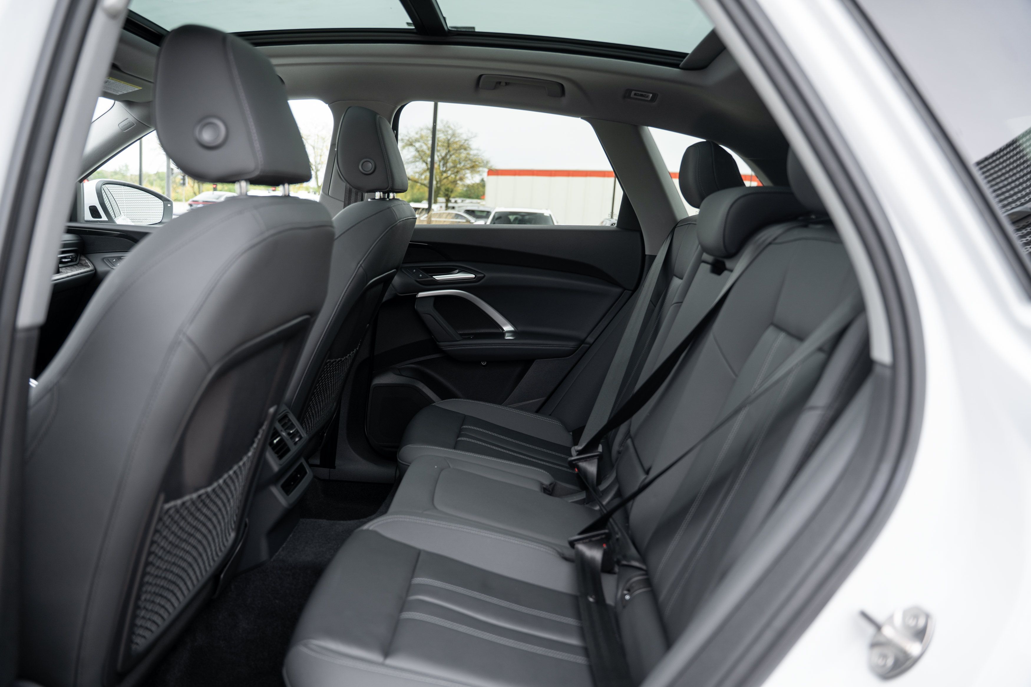 Certified 2025 Audi Q5 Premium w/ Convenience Package AWD/4WD image 12