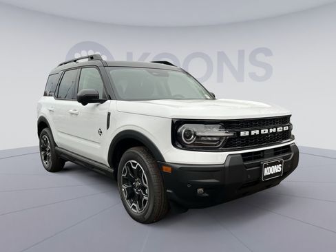 New 2025 Ford Bronco Sport Outer Banks w/ Outer Banks Tech Package+ image 10