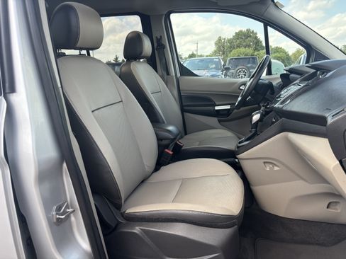 Used 2016 Ford Transit Connect Titanium FWD image 30