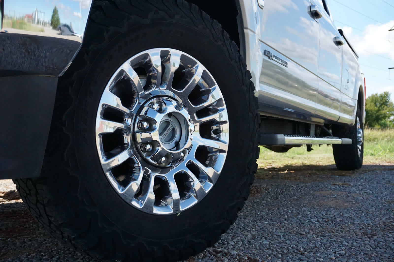 Used 2022 Ford F350 XLT w/ XLT Premium Package AWD/4WD image 46