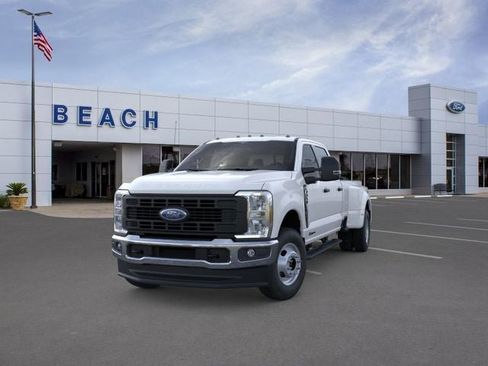 New 2026 Ford F350 XL w/ XL Driver Assist Package AWD/4WD image 3