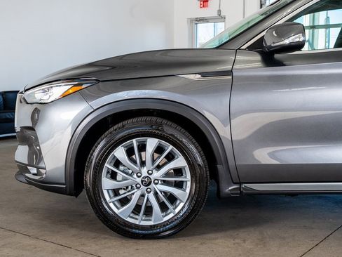 Used 2023 INFINITI QX50 Luxe image 9