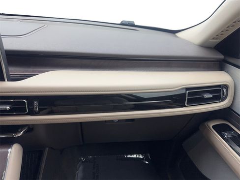 Used 2022 Lincoln Aviator Reserve w/ Equipment Group 201A image 60