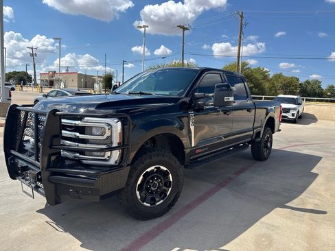 Certified 2025 Ford F250 King Ranch w/ Tremor Off-Road Package AWD/4WD image 8