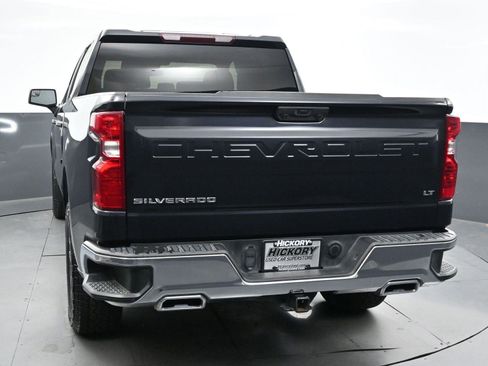 Used 2023 Chevrolet Silverado 1500 LT w/ Z71 Off-Road Package image 6