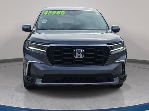 Used 2025 Honda Pilot EX-L image 3