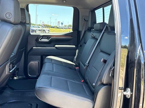 Used 2025 GMC Sierra 1500 Denali w/ Denali Reserve Package AWD/4WD image 15
