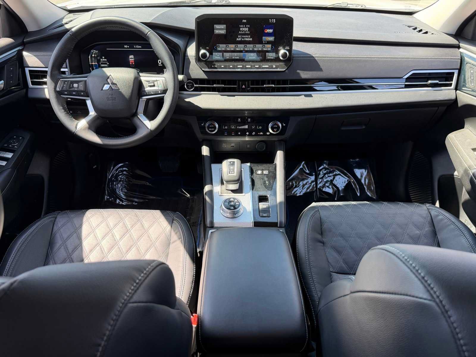 Used 2023 Mitsubishi Outlander SEL AWD/4WD image 26