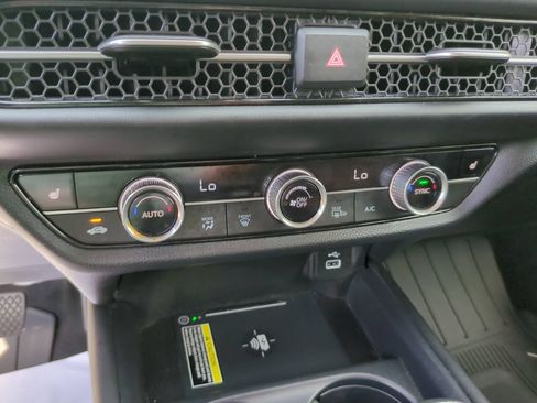 Certified 2024 Honda HR-V EX-L image 31