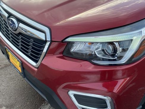 Used 2019 Subaru Forester Limited w/ Popular Package #3 image 9