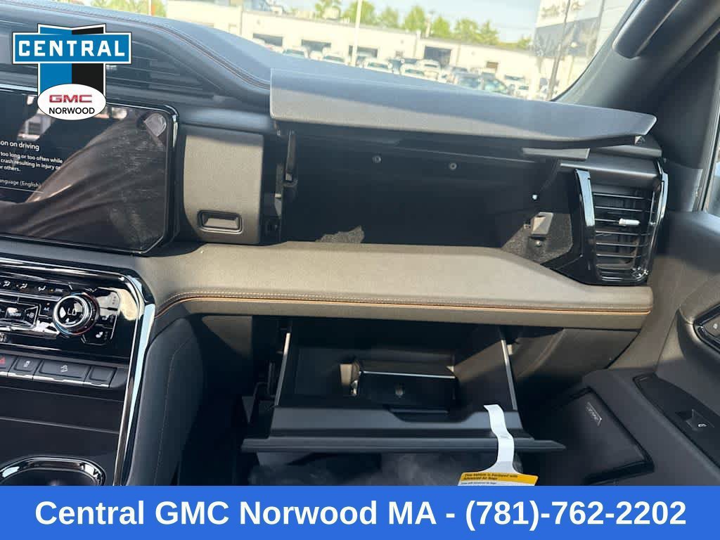 New 2026 GMC Sierra 2500 AT4 w/ AT4 Preferred Package AWD/4WD image 22