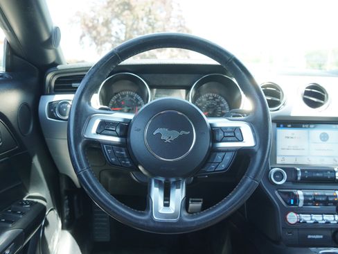 Used 2017 Ford Mustang Premium image 29