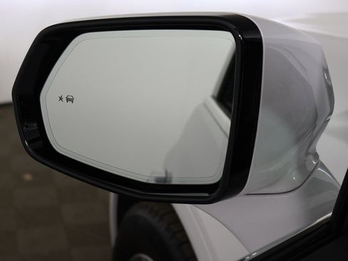 Used 2023 Cadillac XT5 Premium Luxury image 33