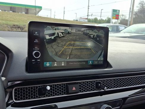 Used 2022 Honda Civic Touring image 24