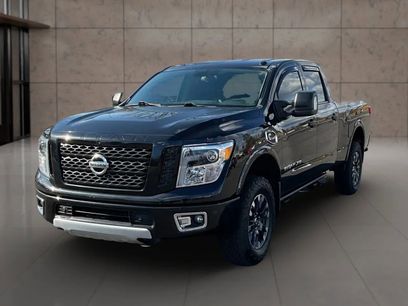 Used 2019 Nissan Titan PRO-4X w/ Pro-4x Utility Package