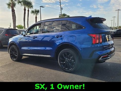 Used 2023 Kia Sorento SX image 5