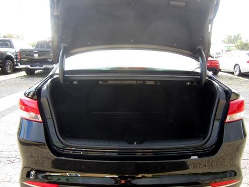 Used 2018 Kia Optima EX image 33
